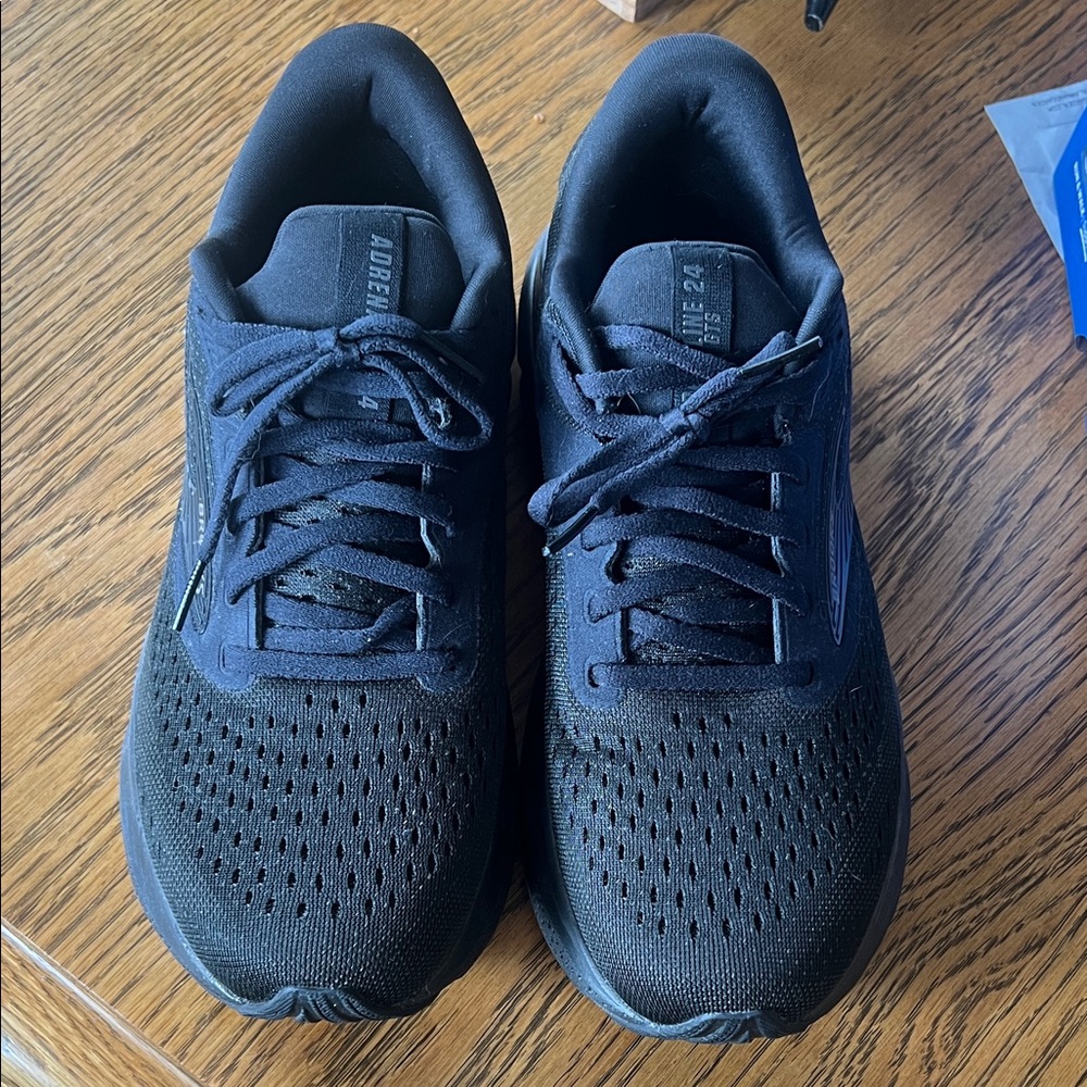 Brooks Black Women's Adrenaline GTS Athletic Sneakers